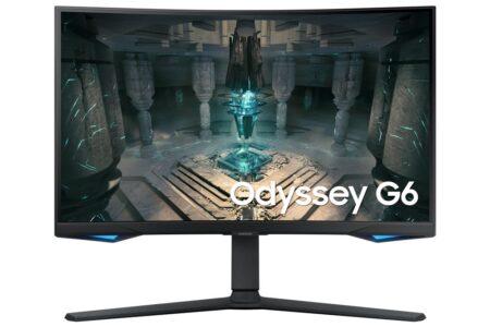 Ein schwarzer samsung odyssey g6 Curved Monitor zeigt eine detaillierte dunkle Spielumgebung
