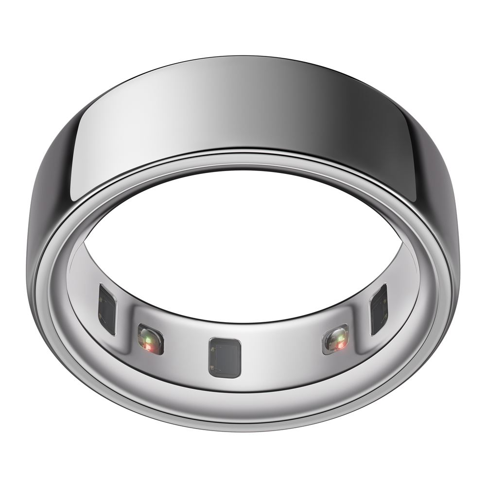 Oura ring 4 in Silber für präzise Fitnessdaten