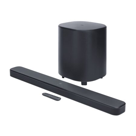 Jbl bar 500 mk2 dolby atmos 5.1 soundbar kraftvoll mit kabellosem Subwoofer vor einem modernen Fernseher im Wohnzimmer setup