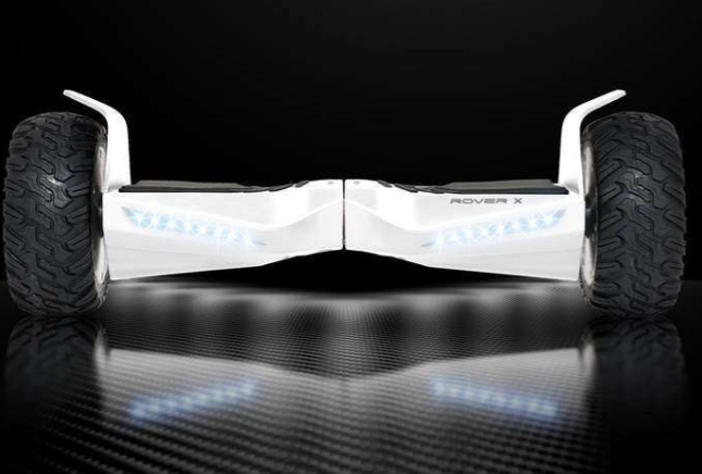 Halo Rover X premium-hoverboard mit robusten Offroad-Reifen und modernem schwarzem Design für urbane Mobilität und Freizeitfahrten.