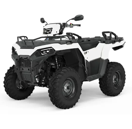 Polaris Sportsman 570 2026 ATV auf einer Offroad-Strecke mit robustem Design und moderner Ausstattung.