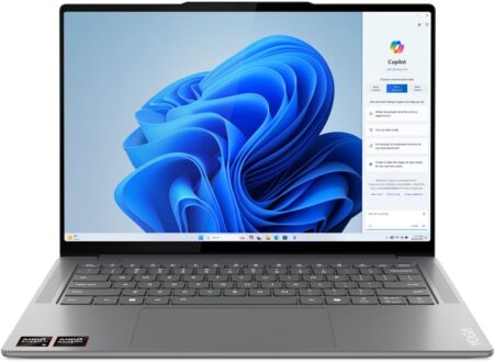 Lenovo Yoga Pro 7 Copilot+ Laptop mit 14,5 Zoll OLED-Display, AMD Ryzen AI 9 Prozessor, 32 GB RAM und 1 TB SSD.