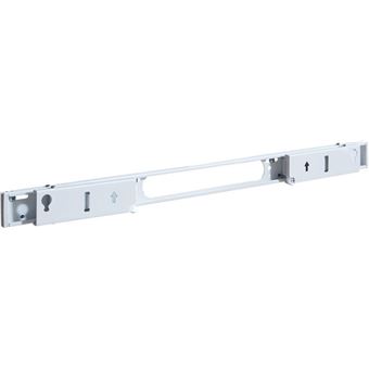 Der sanus wssawm1-w1 ausziehbarer wandhalter weiß montiert an einer Wand mit einer Sonos Arc Soundbar.
