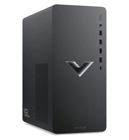 Ein kompakter weißer HP Victus 15L gaming pc mit beleuchtetem Logo und moderner RTX Grafikkarte.