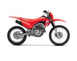 Honda CRF250F Enduro Motorrad auf einer Offroad-Strecke im Gelände